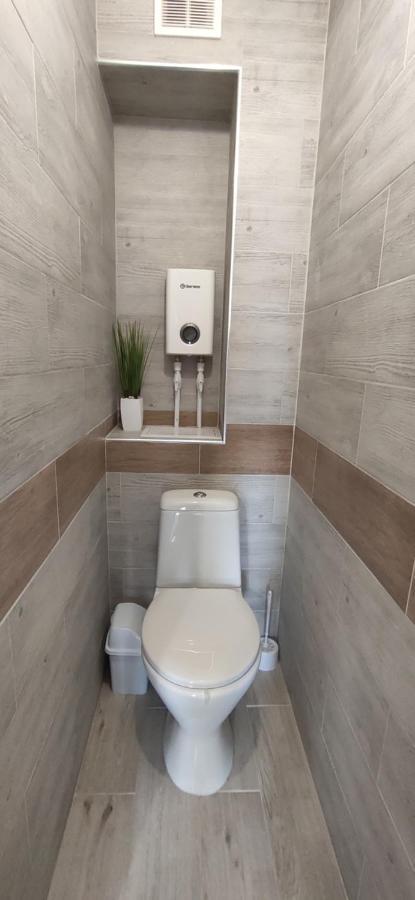 Large Apartment Near The Airport And City Center Chisináu Exterior foto