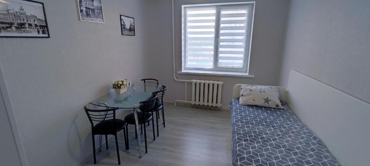 Large Apartment Near The Airport And City Center Chisináu Exterior foto